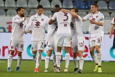 Postergan juego de Torino por un brote de covid-19 - Fútbol - ABC Color