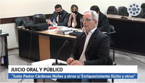 Cárdenas intenta desacreditar trabajo fiscal en juicio por enriquecimiento ilícito - Nacionales - ABC Color
