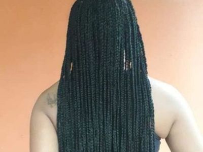 Mandó hacer trenzas afro y no quiso pagar