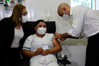 Salud Pública aplicará más control para evitar otro vacunado "por error", dicen - ADN Digital