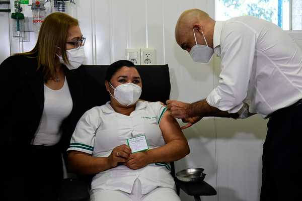 Salud Pública aplicará más control para evitar otro vacunado "por error", dicen - ADN Digital