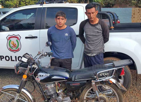 Capturan a dupla de presuntos motochorros