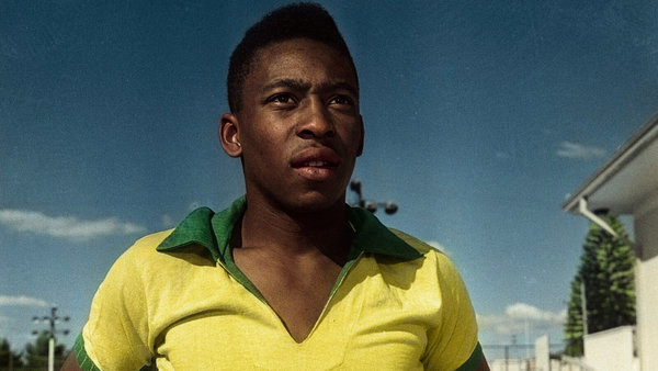 Pelé con el trasfondo de la política | El Independiente