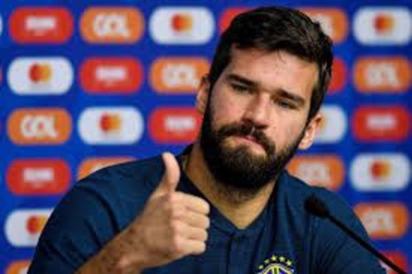 El Liverpool se solidariza con Alisson por la muerte de su padre - Fútbol - ABC Color