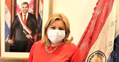 La Nación / #RenunciaNildaRomero: viralizan indignación por silencio de Ministerio de la Mujer