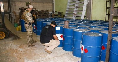 La Nación / Megacarga de cocaína: en allanamiento encuentran tambores similares a lo incautado en el Chaco