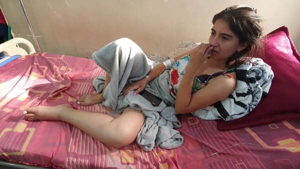 Joven fue mordida por una jarará y quedó internada