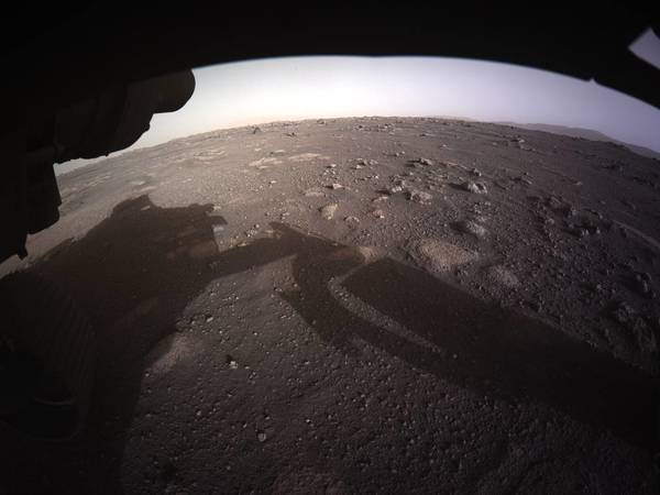 Imágenes impactantes: La NASA publica la llegada del vehículo de exploración Perseverance a Marte
