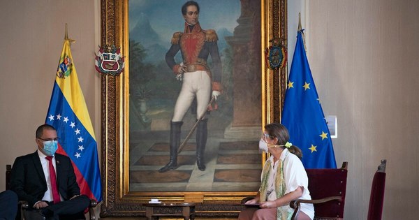 La Nación / EEUU: Expulsión “aísla” a Maduro