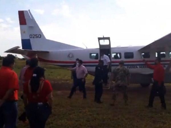 Vicepresidente utiliza avión del Estado para  proselitismo