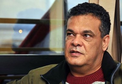Murió el diputado Robert Acevedo por COVID-19
