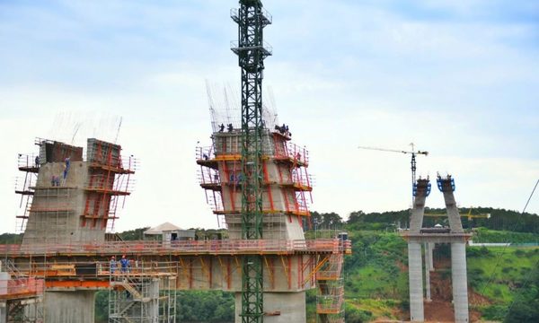 Oferentes presentan propuestas para obras complementarias