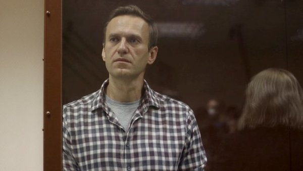 Rusia mantiene el secreto sobre la prisión de Alexei Navalny: “Fue trasladado a donde debe estar” | .::Agencia IP::.
