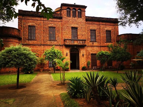 Academia Paraguaya de la Historia considera apócrifos documentos presentados por un grupo de historiadores a Mario Abdo | Ñanduti