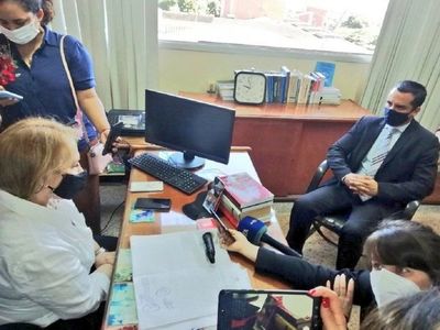 Jueza concede libertad a capitán de bomberos indagado por sextorsión