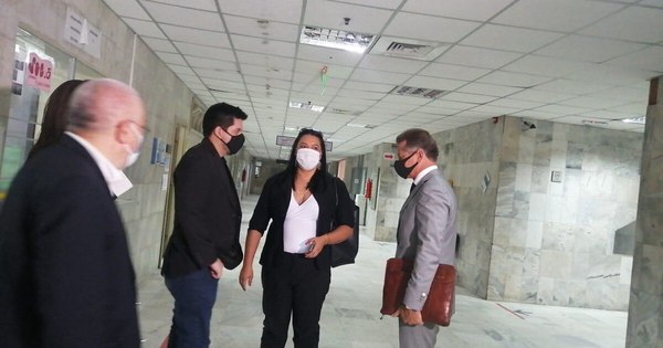 La Nación / Culminó audiencia preliminar del pedido de datos sobre gastos sociales de la EBY