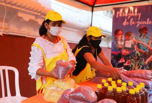 Exitoso reinicio de la feria agrícola “De la Colonia a tu Mesa” del Indert | .::Agencia IP::.