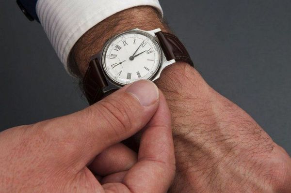La hora oficial en Paraguay debe atrasarse 60 minutos en marzo