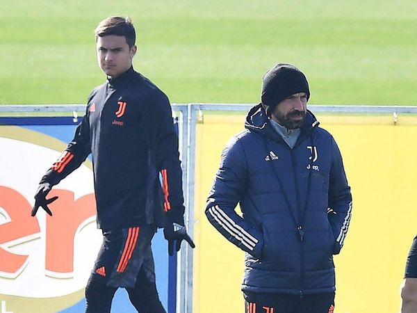 Pirlo aclara la situación de Dybala