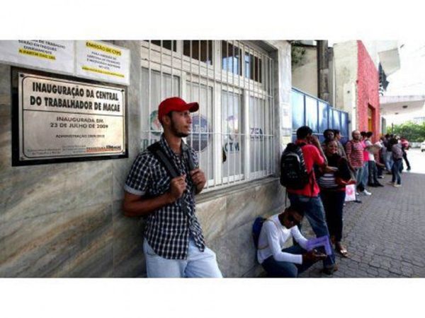 El desempleo en Brasil fue del 13,5% en 2020, el mayor desde 2012