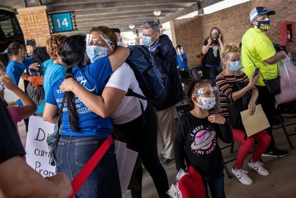 Migrantes cruzan de México a EE.UU. conforme a nuevas políticas de Biden - Mundo - ABC Color