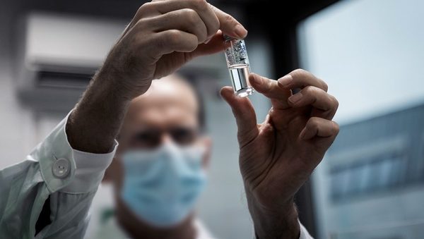 Moscú comenzó a probar en voluntarios la vacuna monodosis Sputnik Light