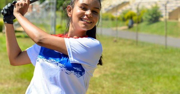 La Nación / Día del Trasplante: recibió el primer trasplante de corazón pediátrico en el país y hoy es una gran golfista