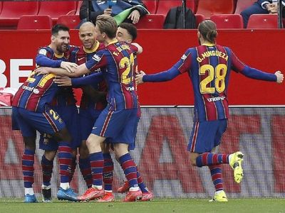 Dembélé y Messi reenganchan al Barça a La Liga