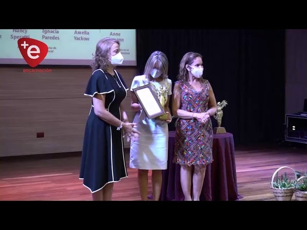 UNAE RECONOCE A MUJERES DESTACADAS DE LA SOCIEDAD ENCARNACENA