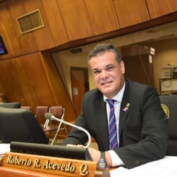 Robert Acevedo, un político de “acción”, destacó exsenador Amarilla