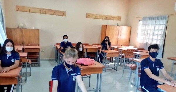 La Nación / Piden garantizar clases presenciales para alumnos de zonas periféricas y rurales