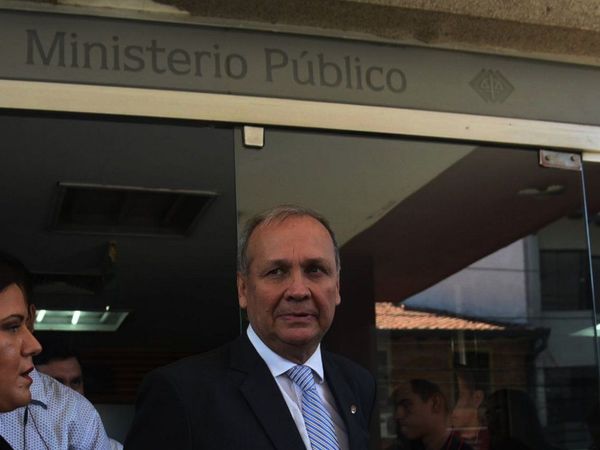 Fiscalía acusa a Mario Ferreiro por supuesto perjuicio de G. 1.600 millones