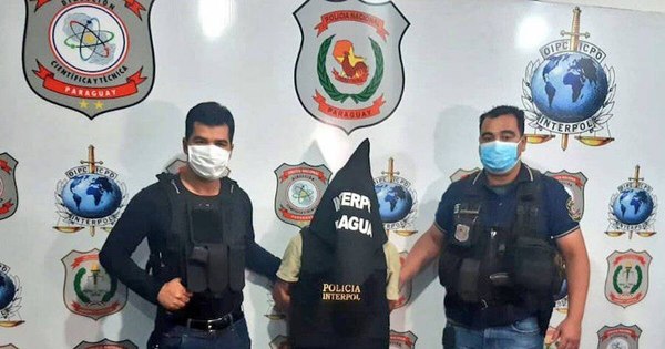 La Nación / Interpol detiene a paraguayo fugitivo de Estados Unidos