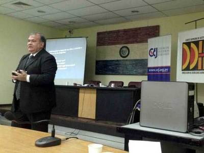 Mora judicial y burocracia son un flagelo, sostiene conocido jurista - Judiciales.net