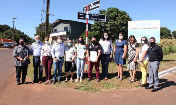 Nombran calle en honor a Selva Orrego
