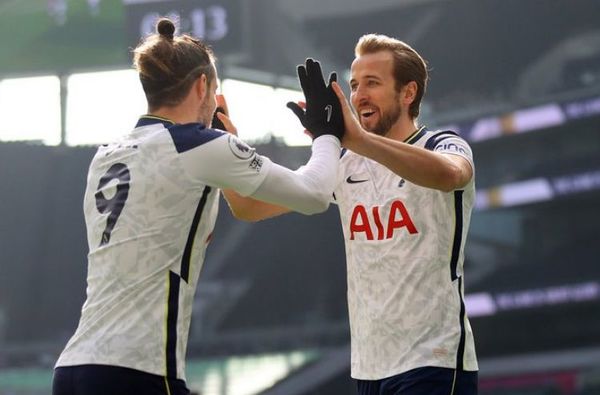 Tottenham golea con doblete de Bale y Leicester cae contra Arsenal