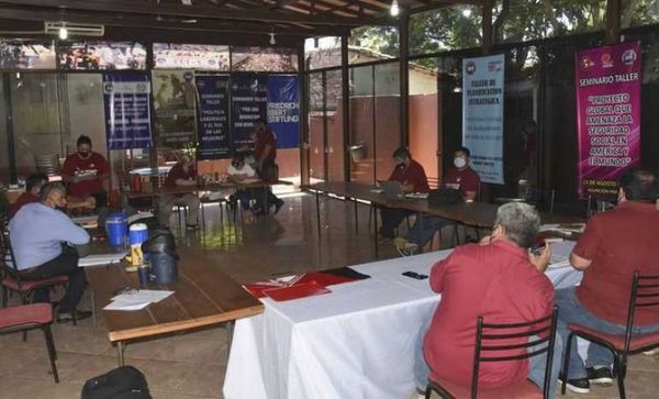 Docentes de la OTEP apoyan retorno a clases presenciales de este martes