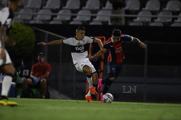 'Esto es fútbol y es así, no gana quien mejor juega', lamenta Aquino