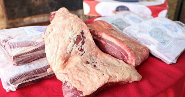 La Nación / Hong Kong y Egipto compran más carne