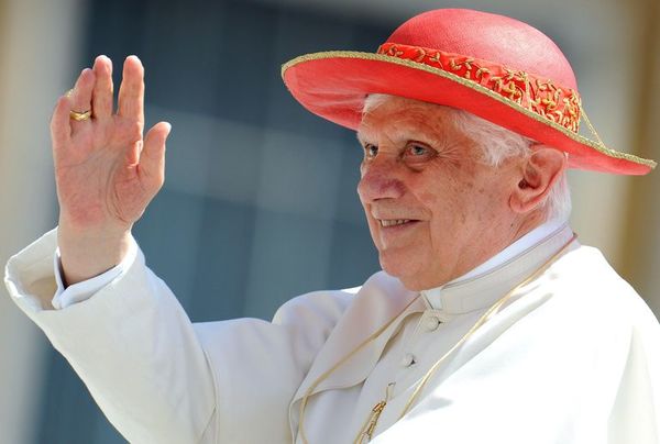 Benedicto XVI: La renuncia fue una decisión dolorosa pero creo que hice bien - Mundo - ABC Color