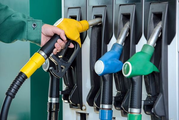 ¿Qué factores influyen en el precio de los combustibles que llega a los consumidores? - MarketData