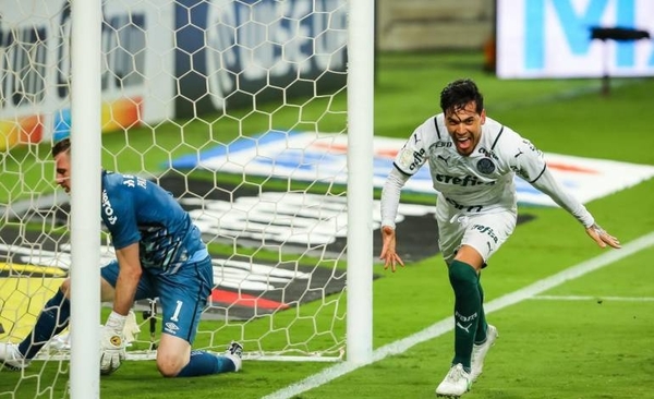 Diario HOY | Palmeiras ya acaricia la Copa do Brasil tras vencer en su visita al Gremio