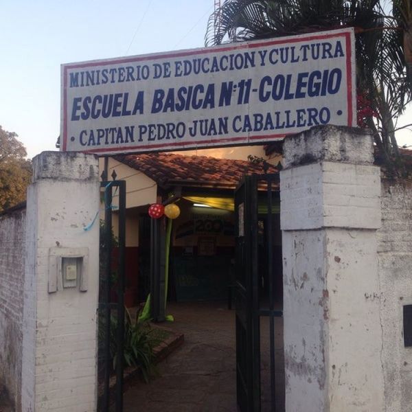 Denuncian que escuelas no tienen recursos ni kits a un día del retorno