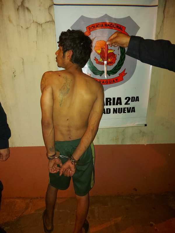 Atacó de varias puñaladas a su amigo durante ronda de tragos