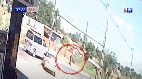 Peatón de 75 años muere arrollado por motociclista | Noticias Paraguay