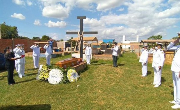En medio de homenajes, dieron el último adiós a Alcorta Cubas