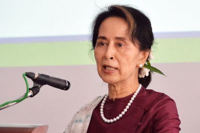 Suu Kyi inculpada de nuevo tras jornada de represión sangrienta en Birmania - Mundo - ABC Color