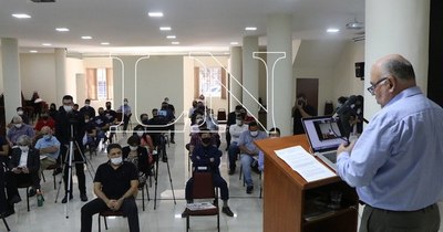 La Nación / Insisten en un proyecto de comercio fronterizo