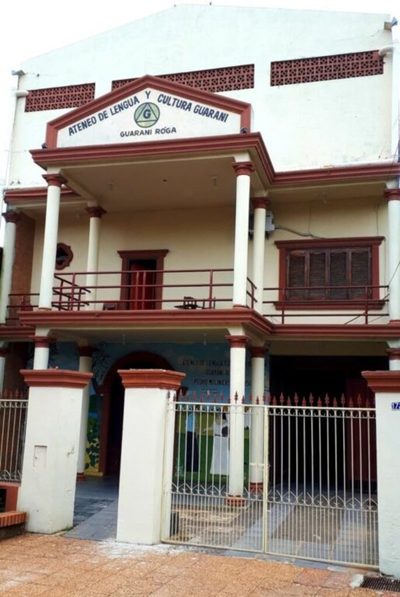 Ateneo de la Lengua repudia audio de brasileña que prohibe a sus empleados hablar guarani | Ñanduti