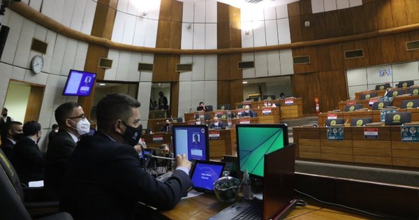 La Nación / Diputados adoptan medidas sanitarias para retorno parlamentario